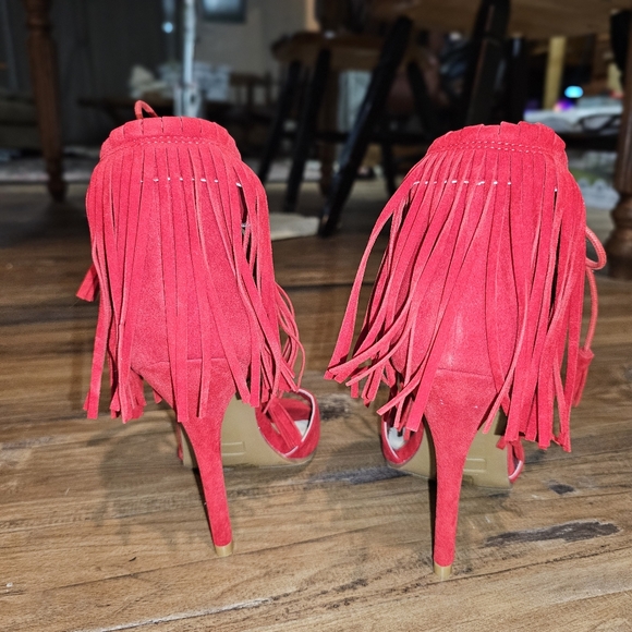 NWOT Red Open Toe Heels w/ fringe sz- 6 - Picture 4 of 8